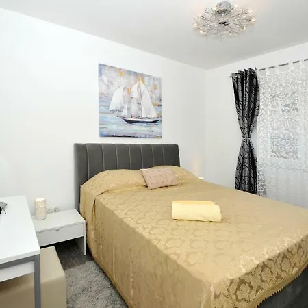 Апартаменты Apartman Bombon *