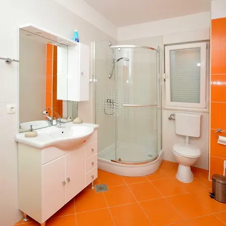 Apartman Bombon Апартаменты *
